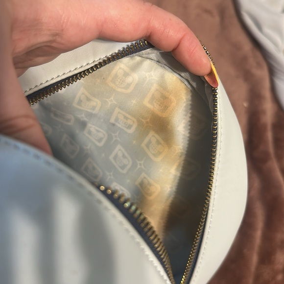 Walt Disneyworld Loungefly - Picture 4 of 6